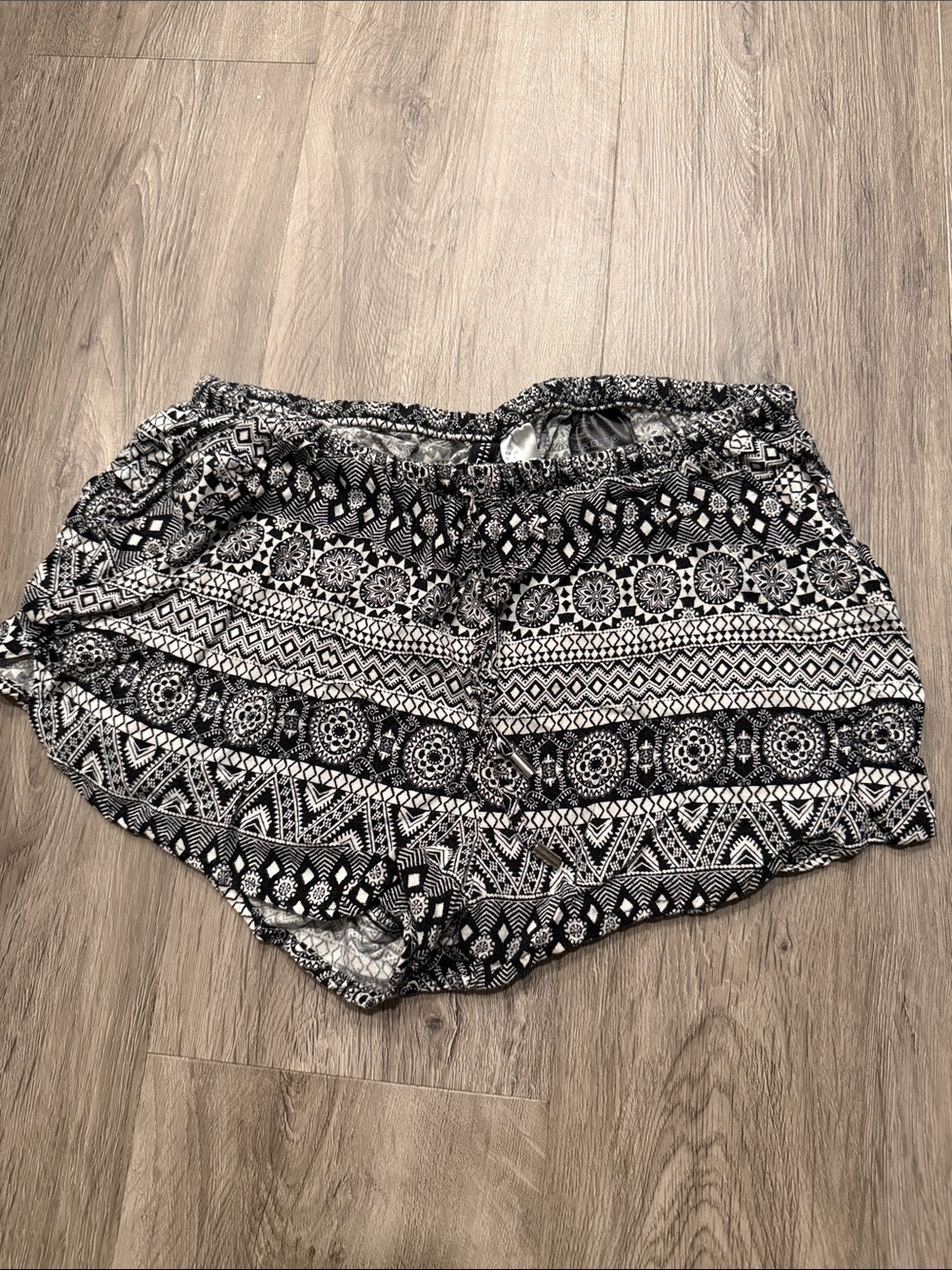 Black & White Printed Women’s Casual Shorts